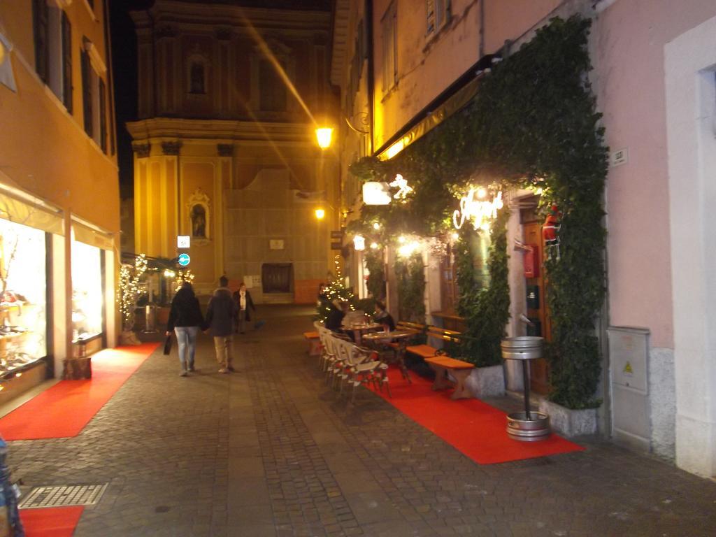 Casa All'Oca Riva del Garda Szoba fotó